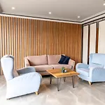 The Royal Luxury Hotel 3*